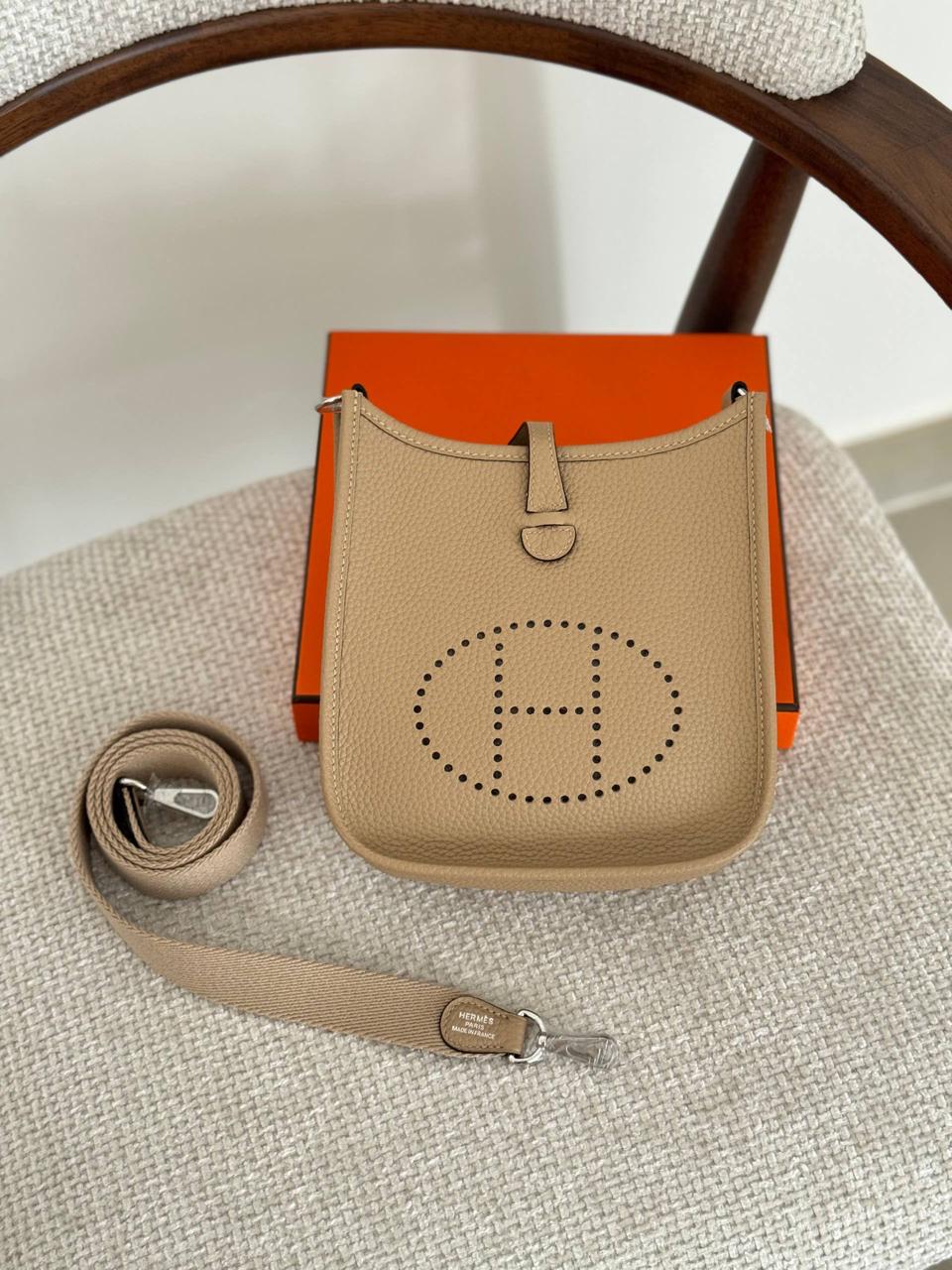 Ladies Herm**s bags