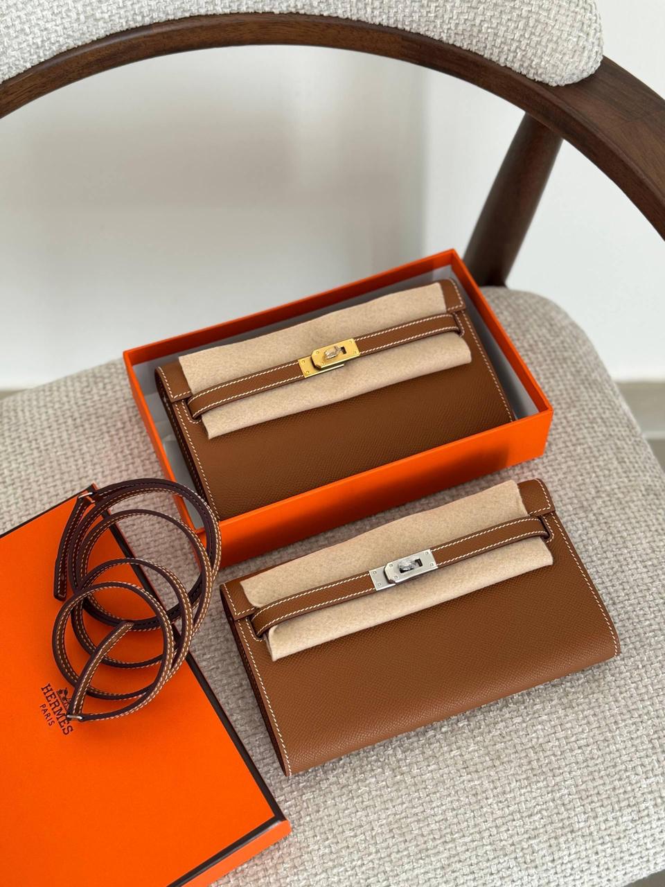 Ladies Herm**s bags