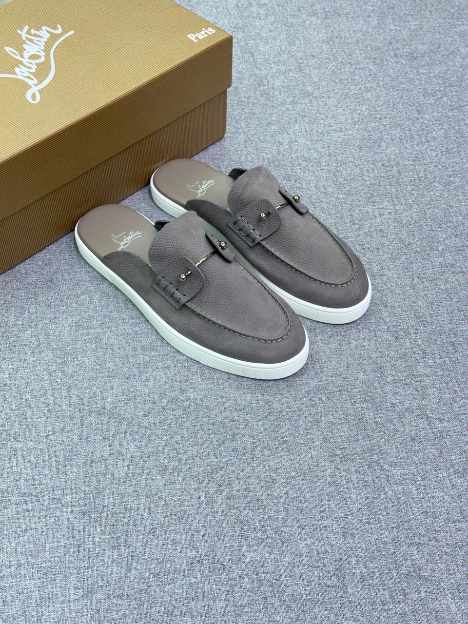 Men slippers