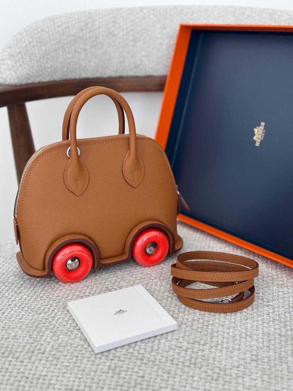 Ladies Herm**s bags