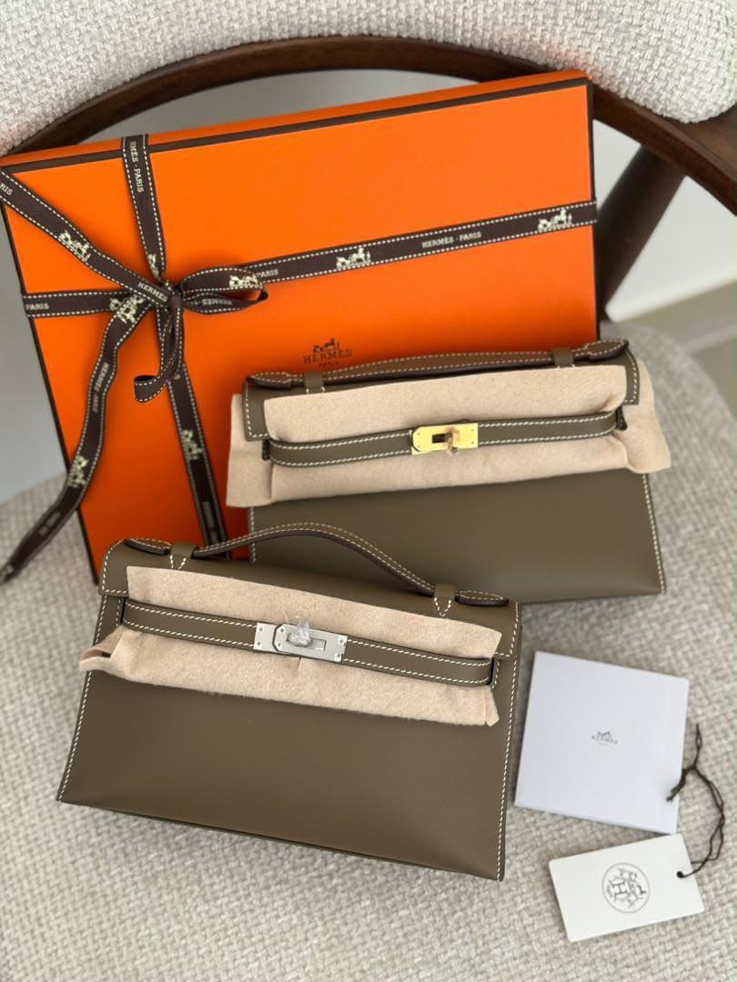 Ladies Herm**s bags