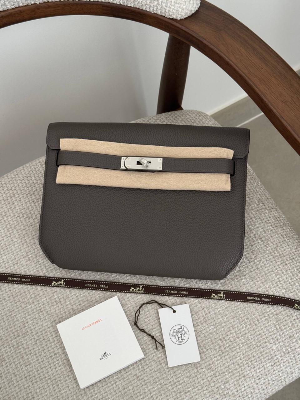 Ladies Herm**s bags