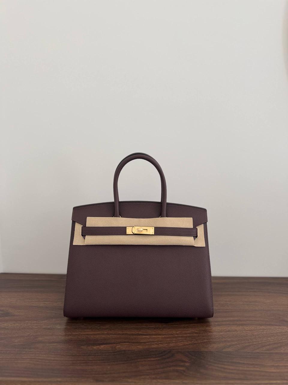 Ladies Herm**s bags