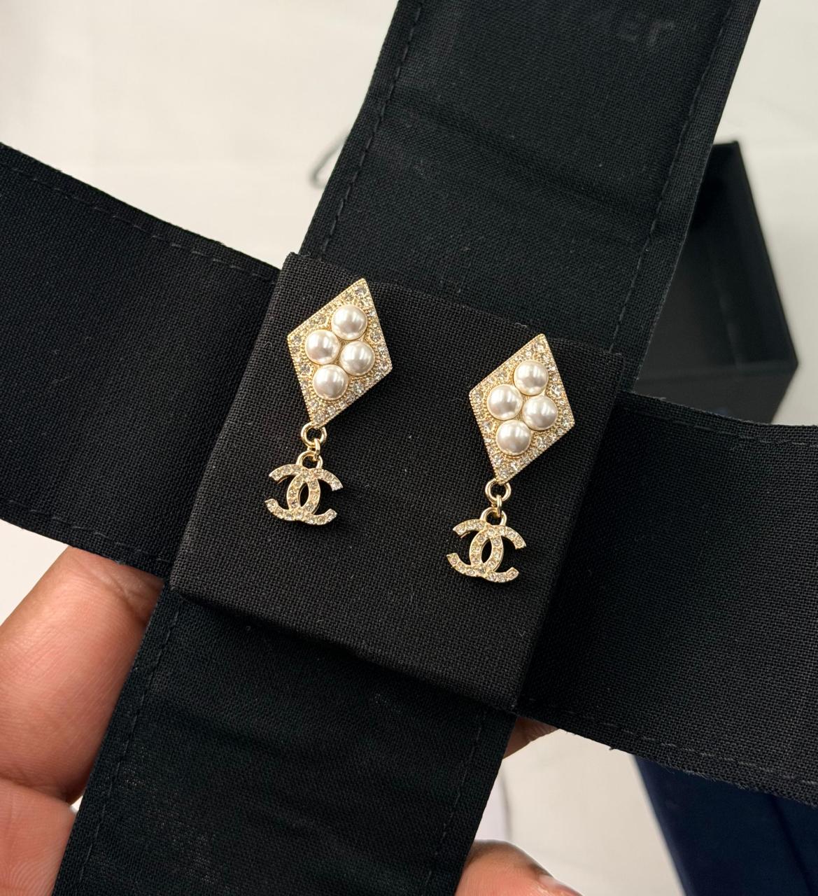Rings & earrings
