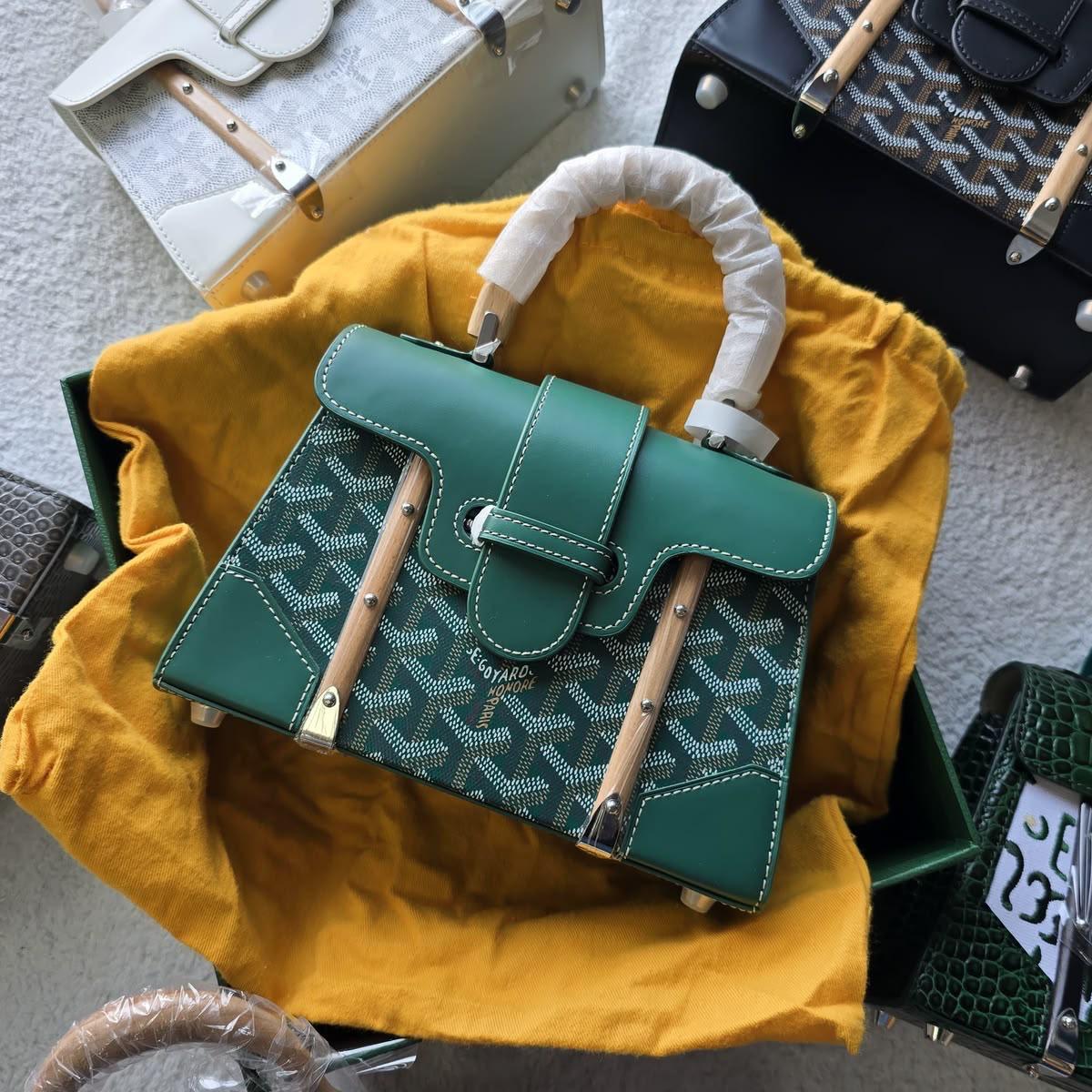 Ladies G*yard bags