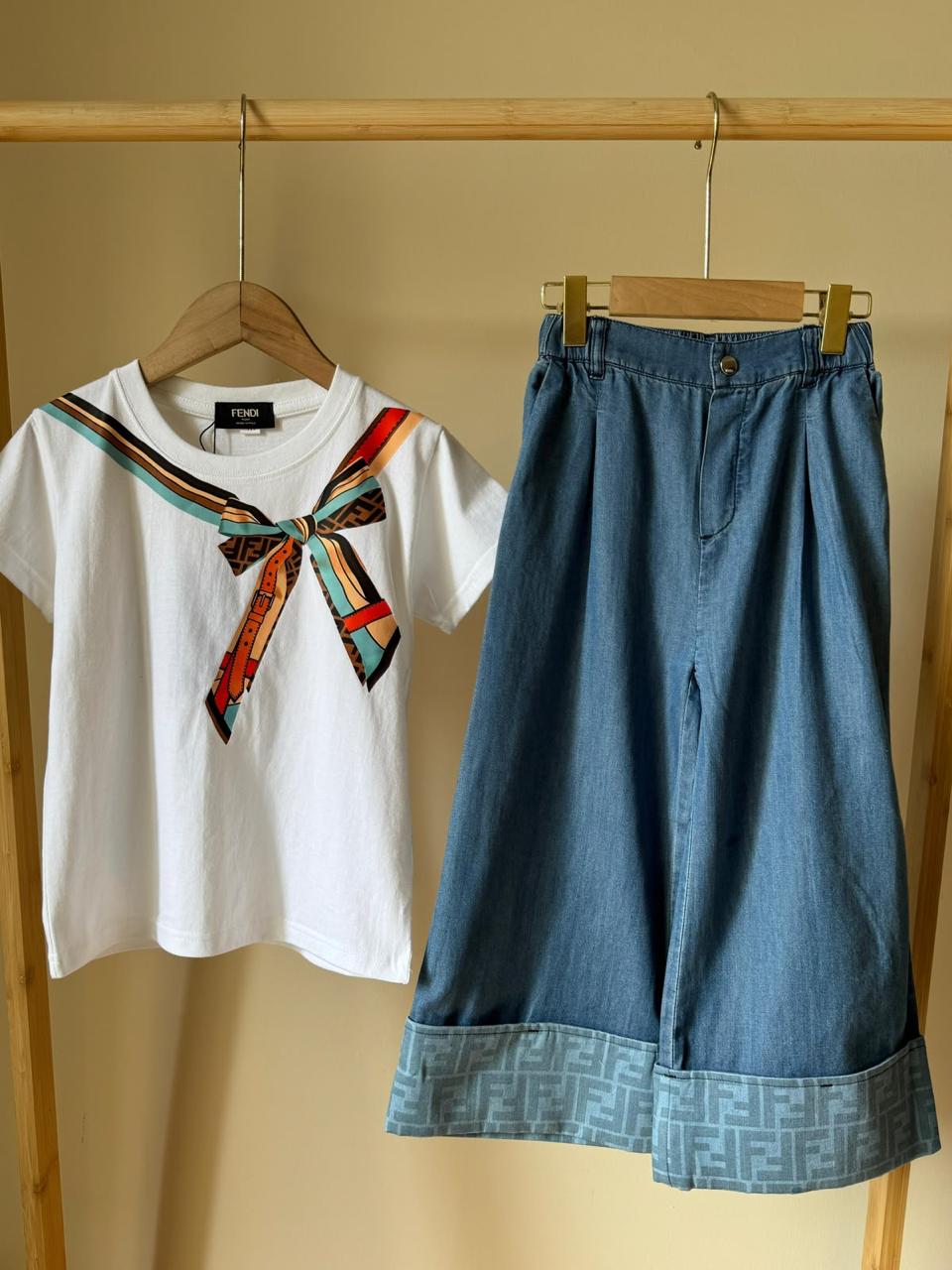 Kids clothes
