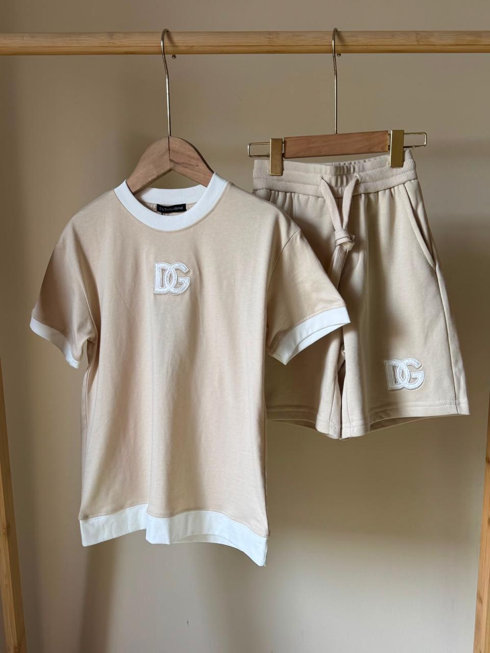 Kids clothes