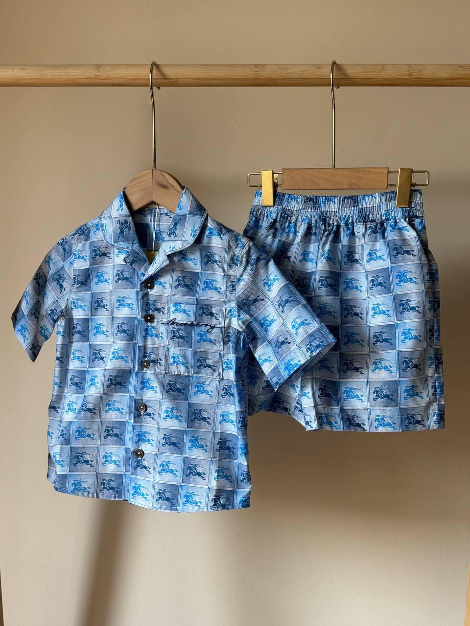 Kids clothes