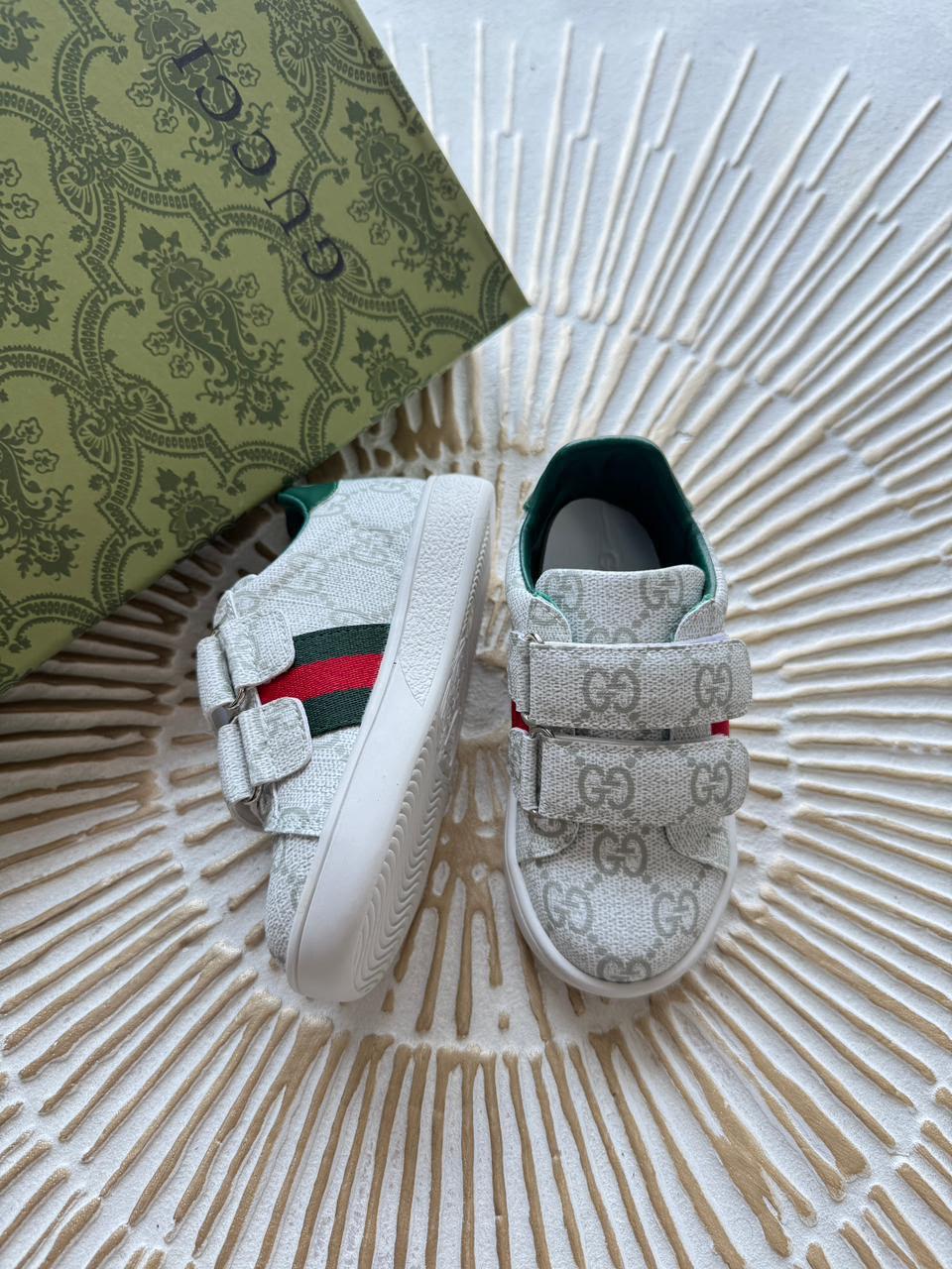 Kids shoes