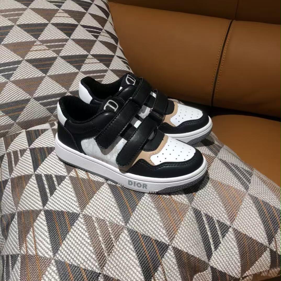 Kids shoes