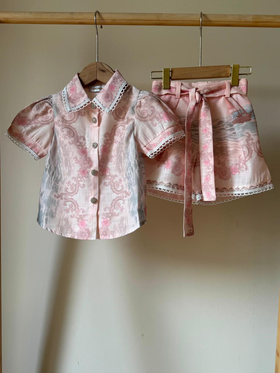 Kids clothes