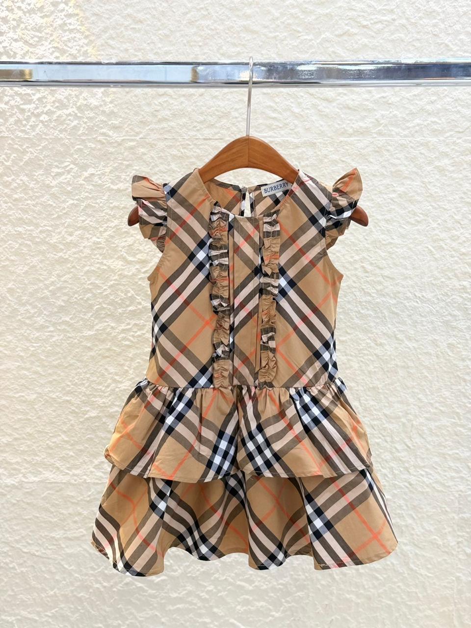 Kids clothes