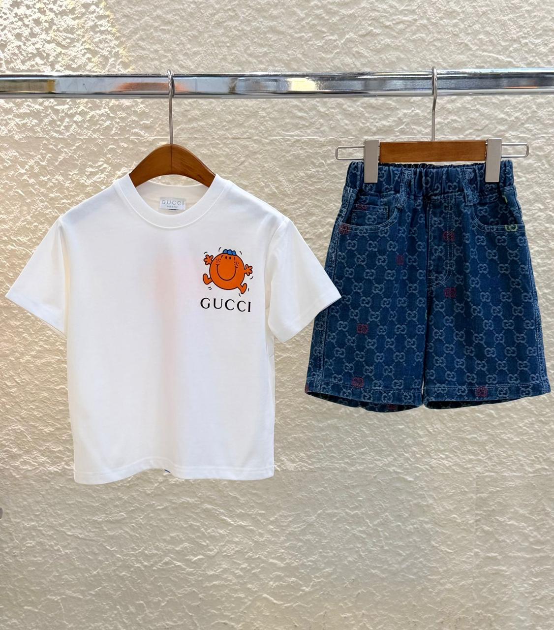 Kids clothes