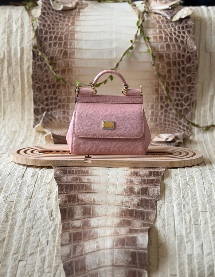 Ladies DDGD bags.
