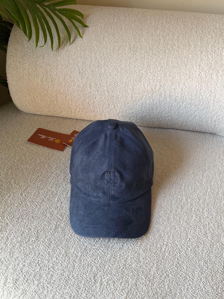 Ladies hats & caps