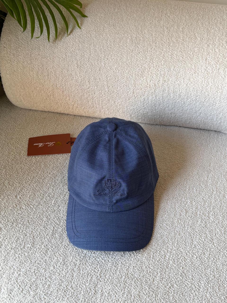 Ladies hats & caps