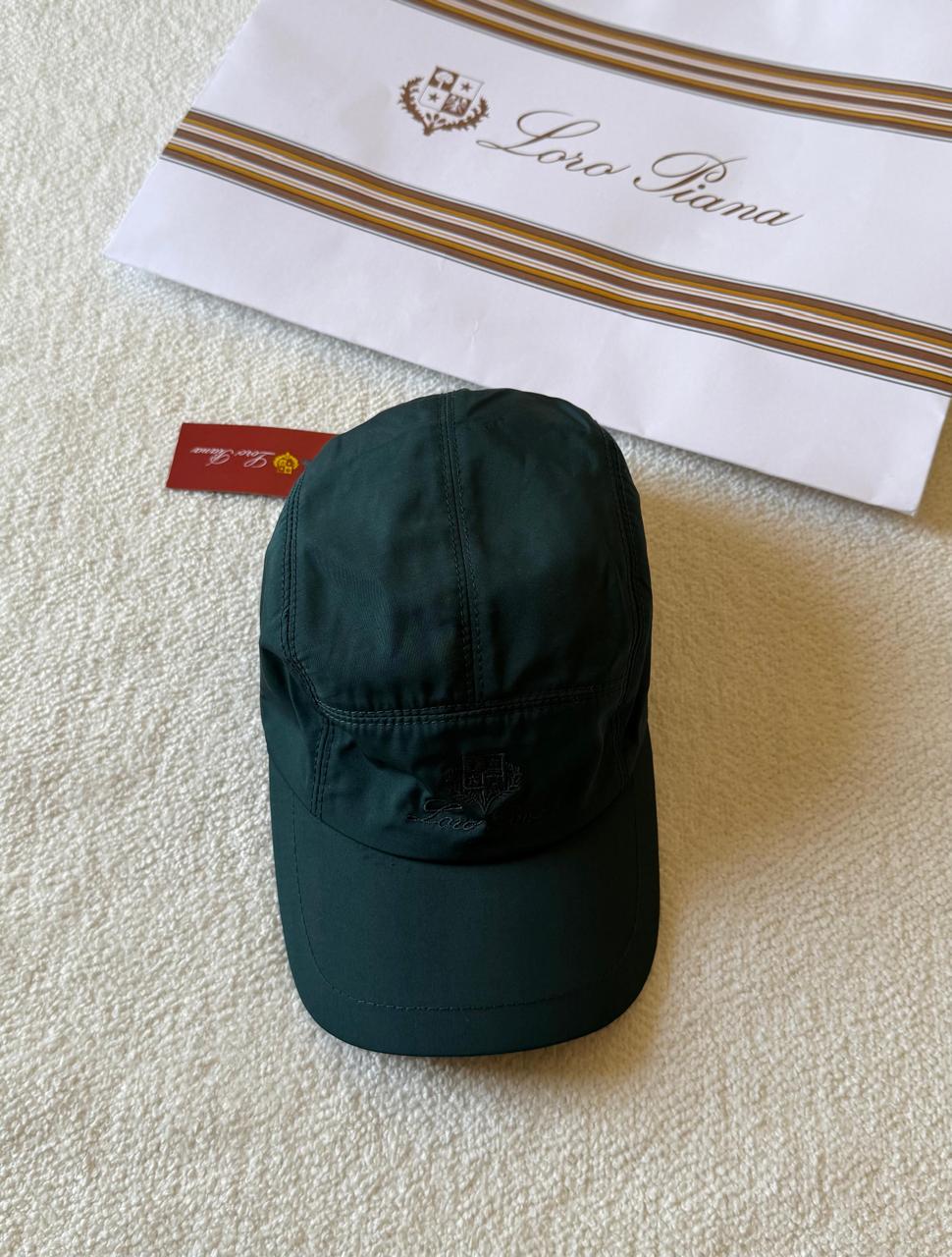 Ladies hats & caps