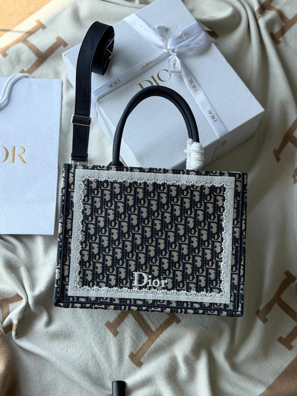 Ladies beach bags