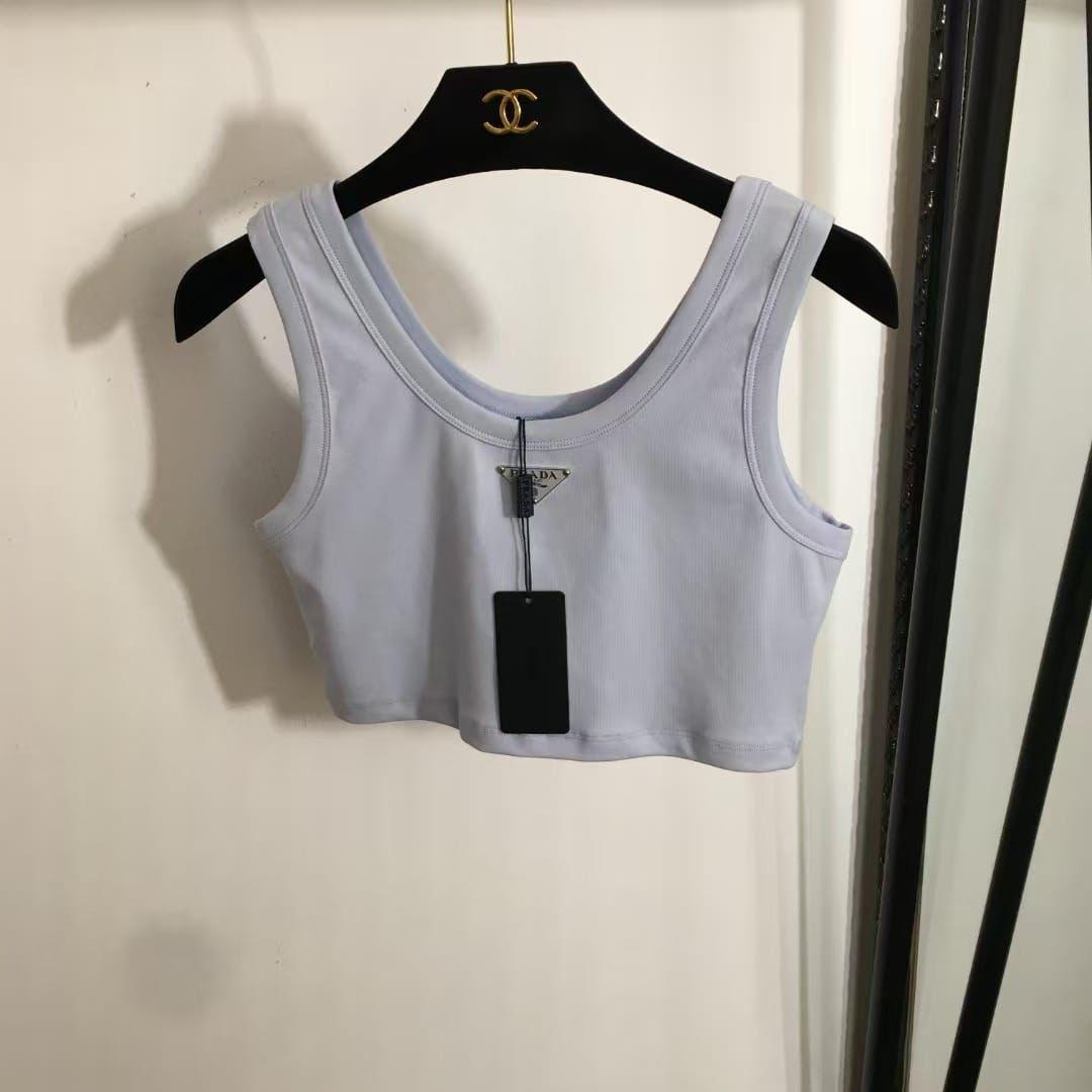 Ladies t-shirts and tops