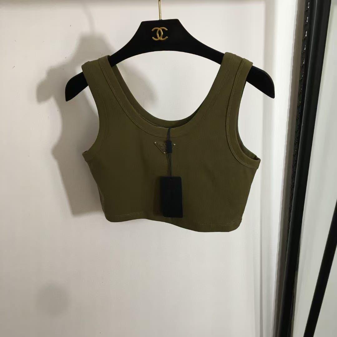 Ladies t-shirts and tops