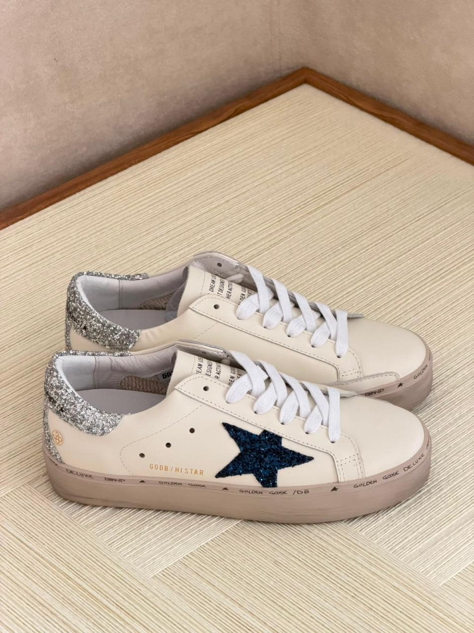 Ladies sneakers