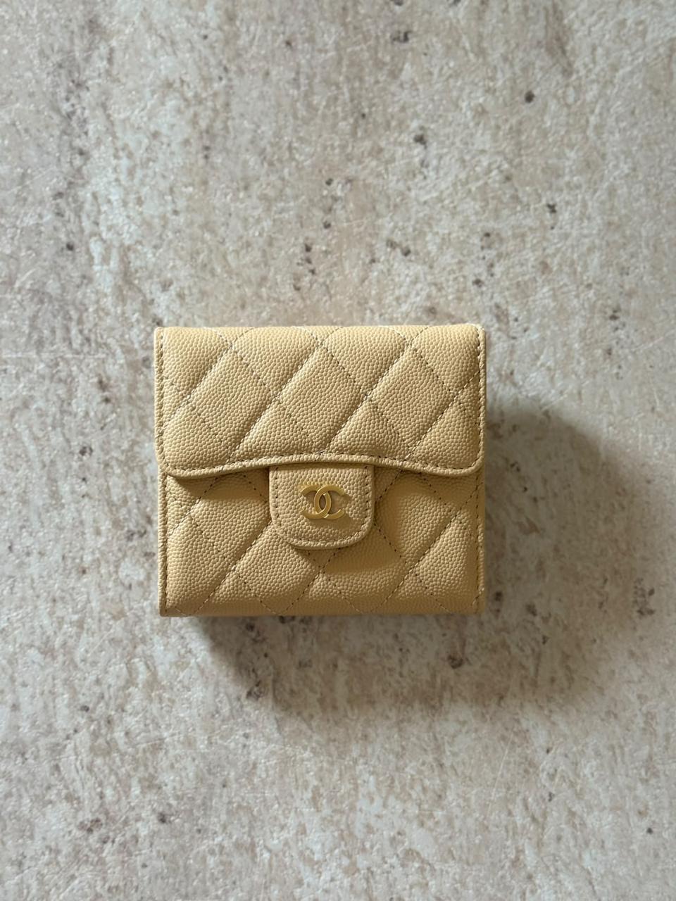 Wallets & card holders