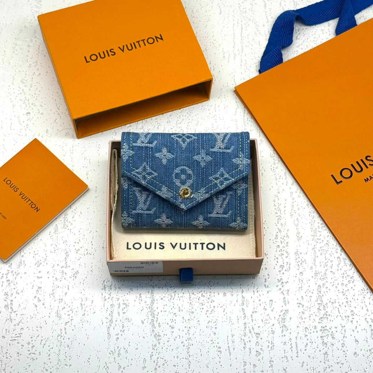 Wallets & card holders