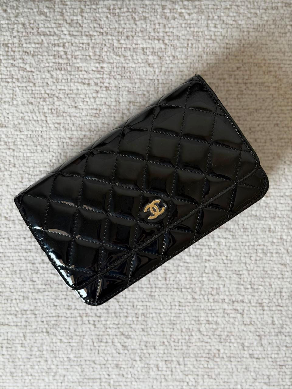 Wallets & card holders