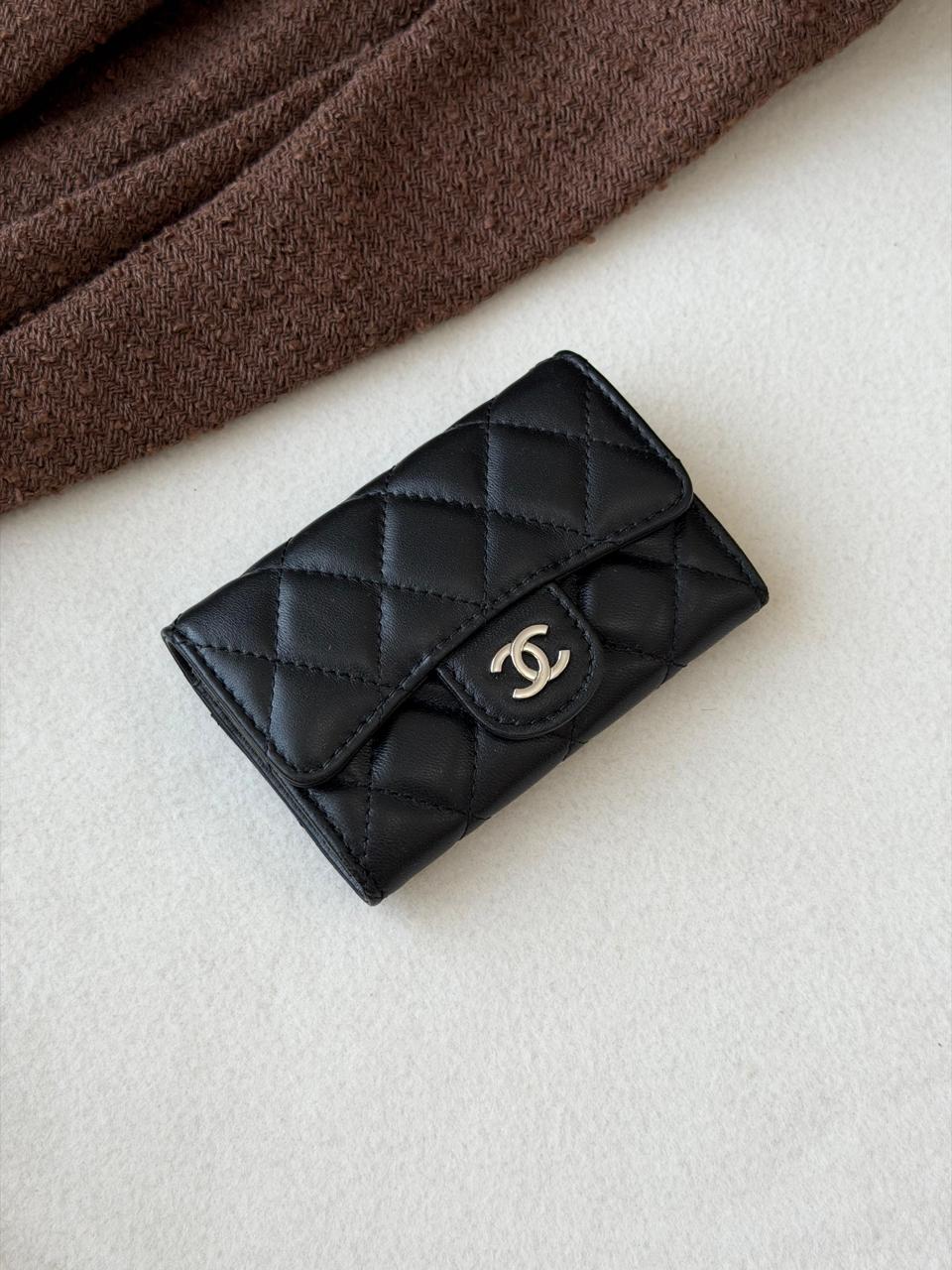 Wallets & card holders