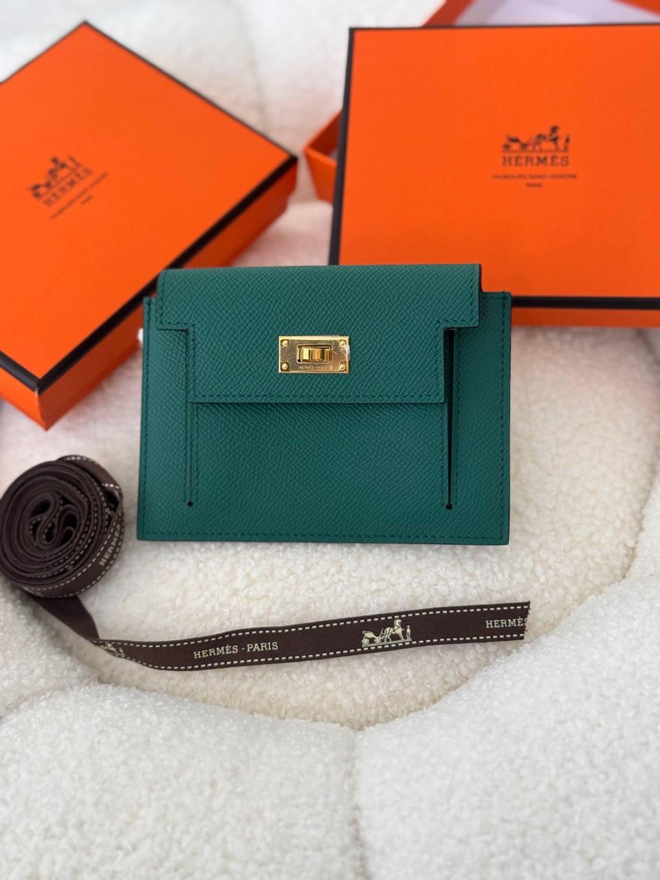 Wallets & card holders