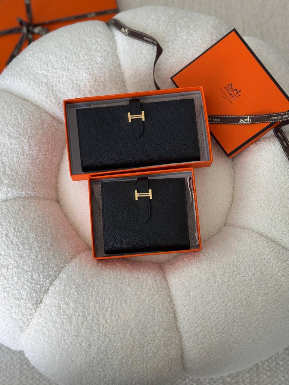 Wallets & card holders