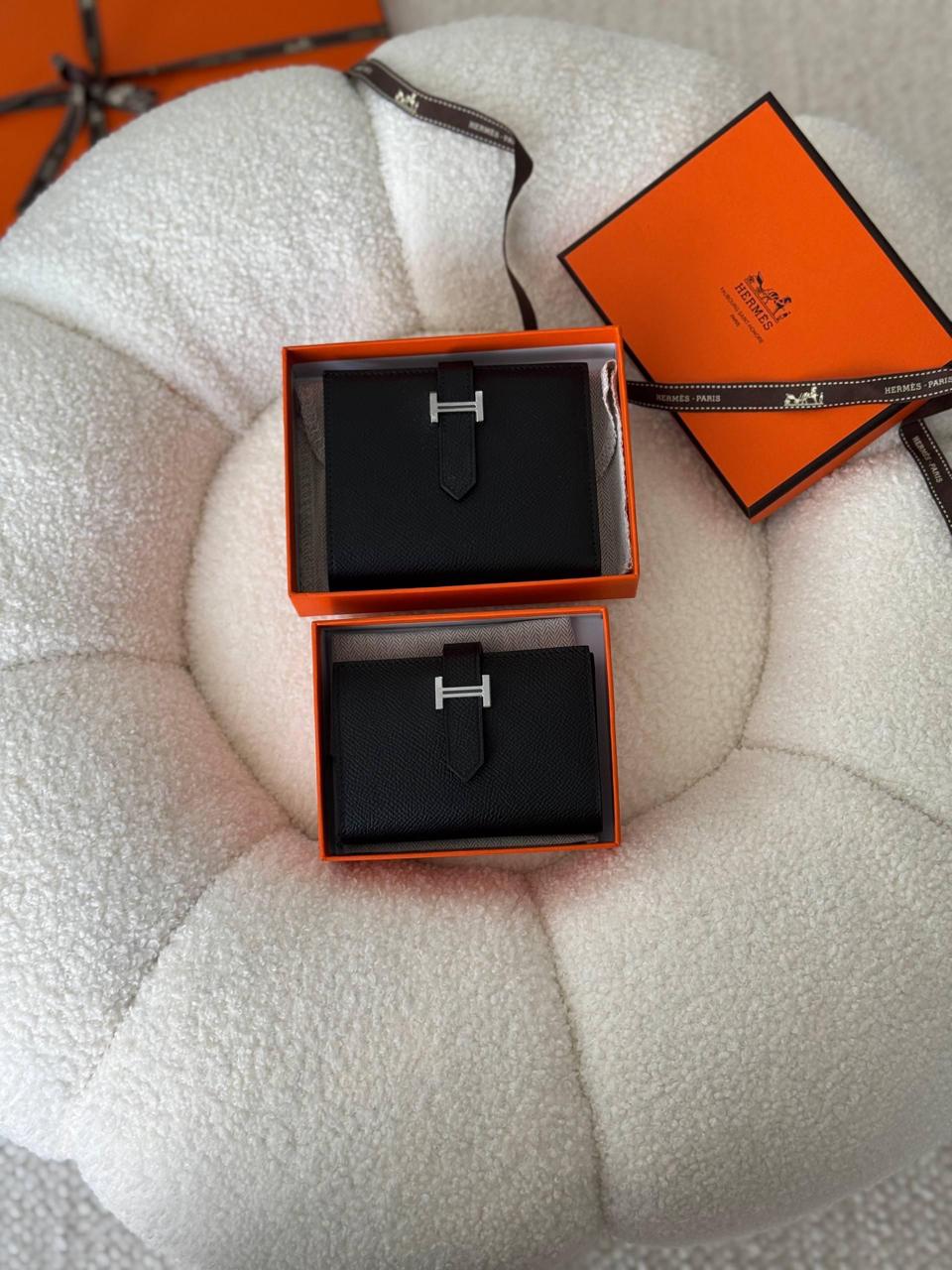 Wallets & card holders