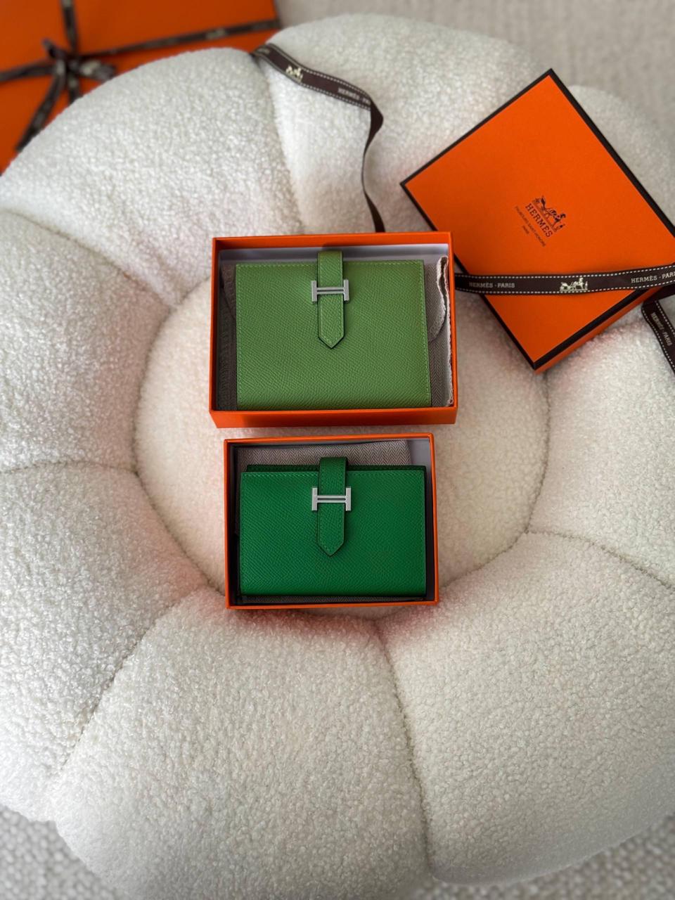 Wallets & card holders