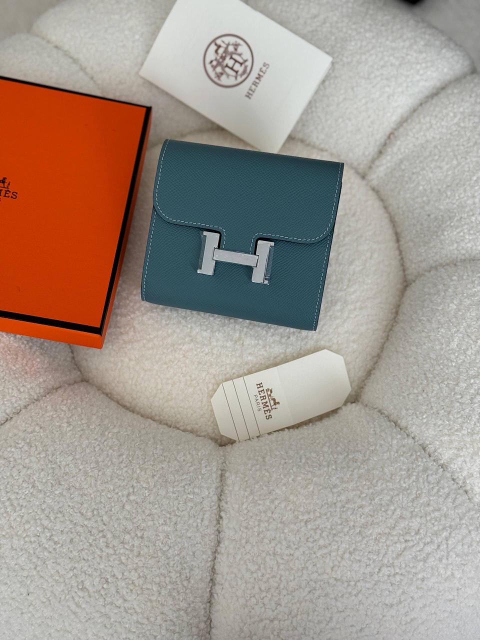 Wallets & card holders