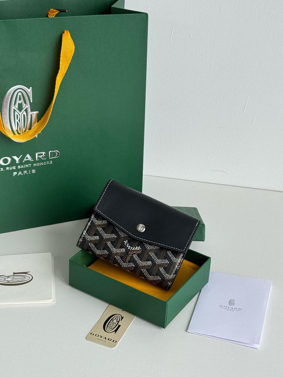 Wallets & card holders