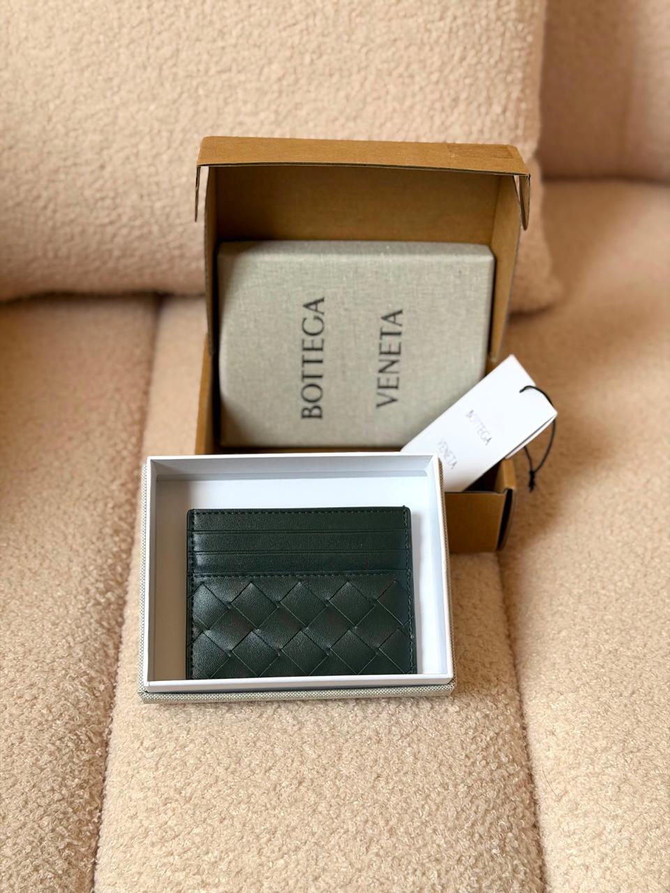 Wallets & card holders