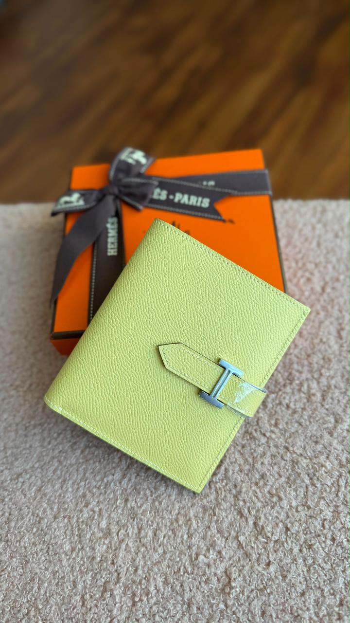 Wallets & card holders