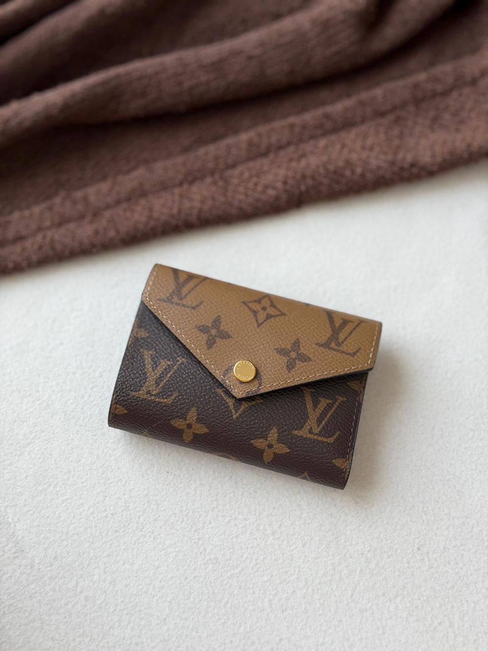 Wallets & card holders