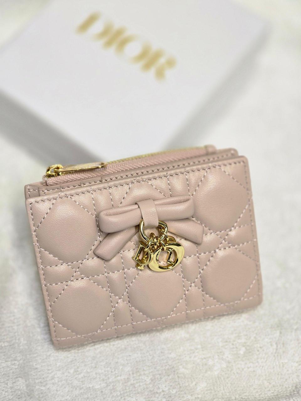Wallets & card holders