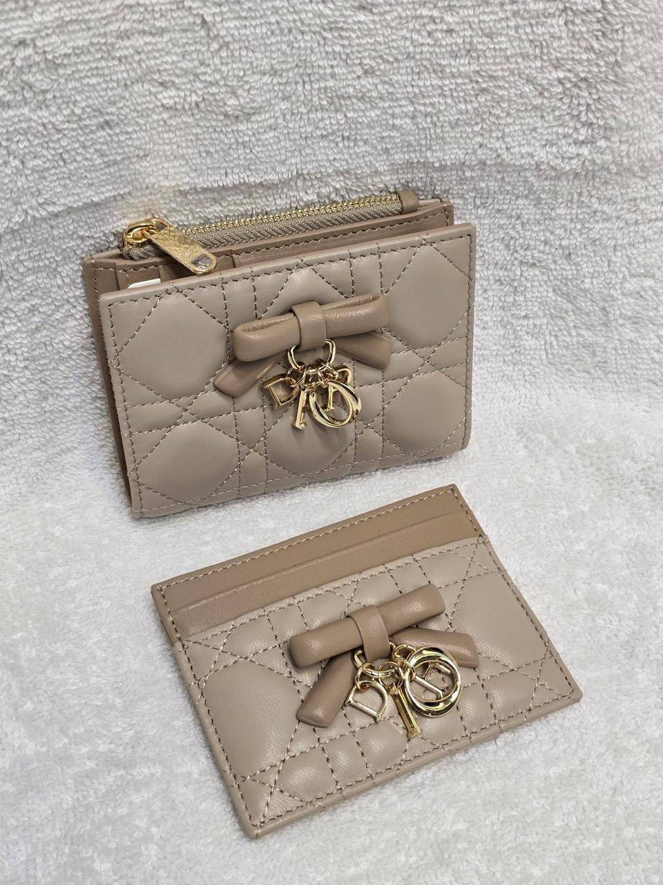 Wallets & card holders