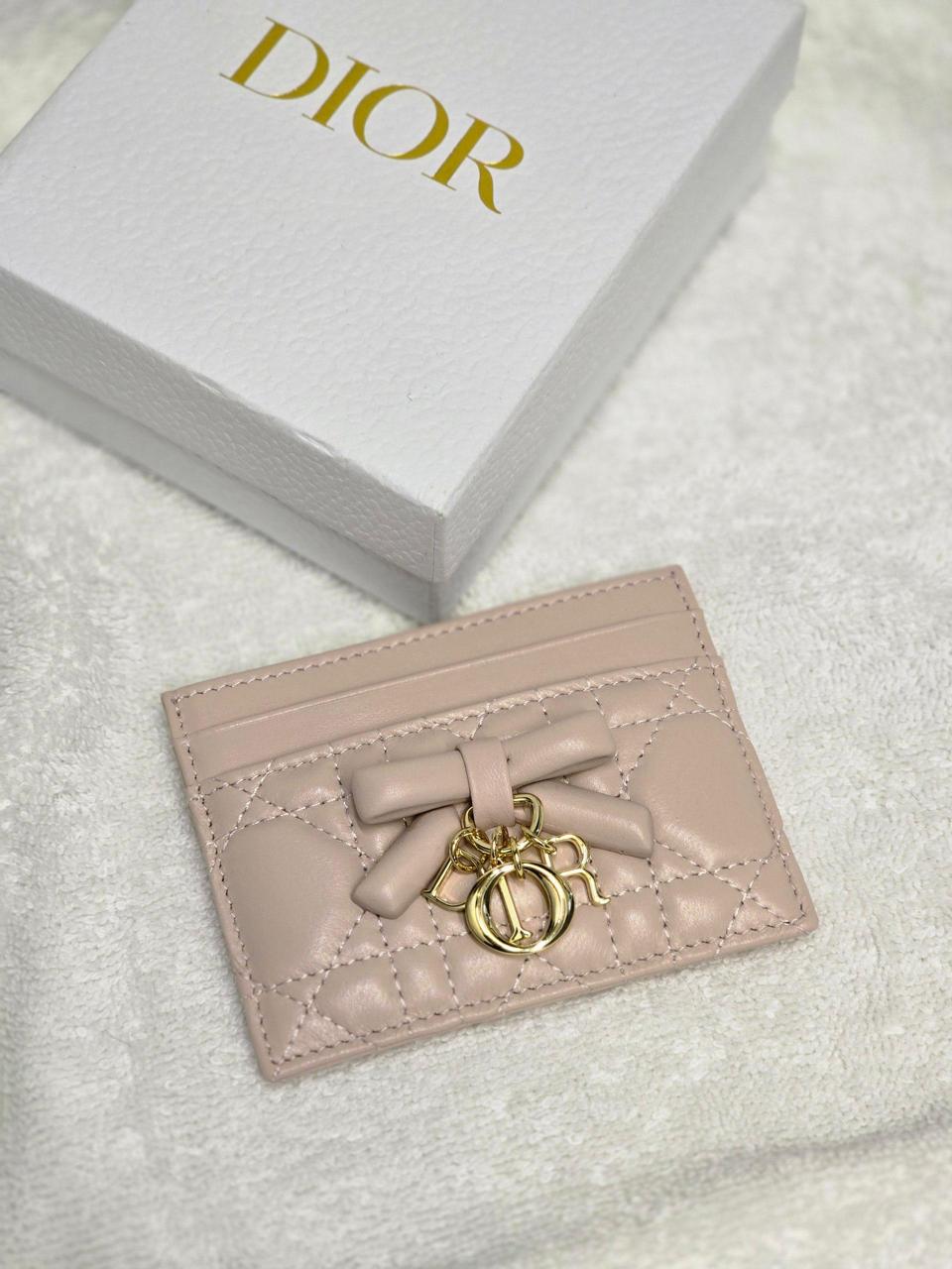 Wallets & card holders