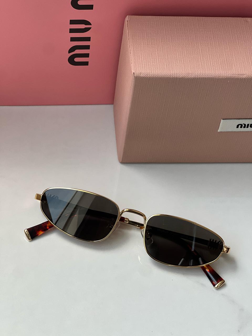 Ladies sunglasses