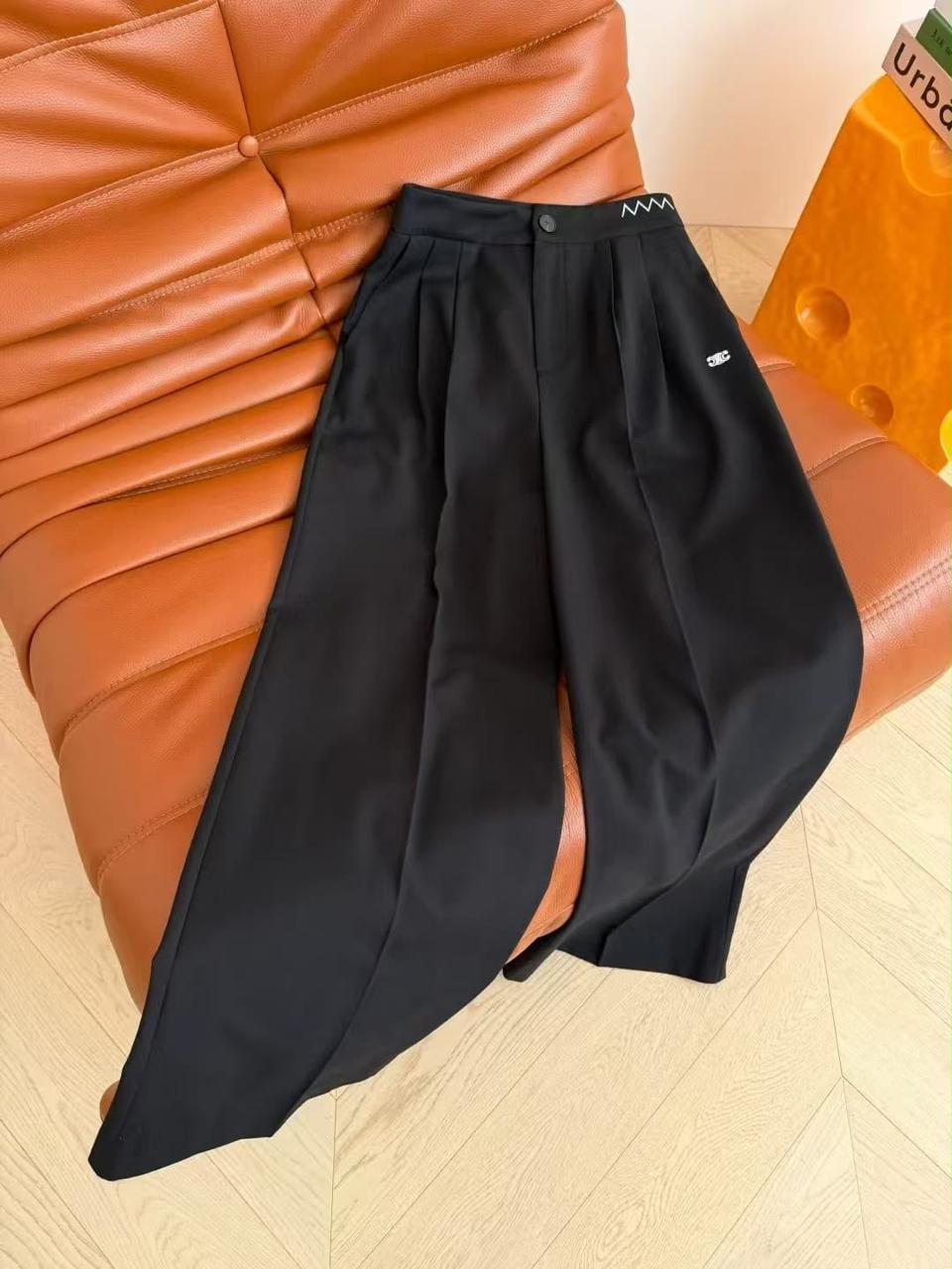 Ladies pants & shorts