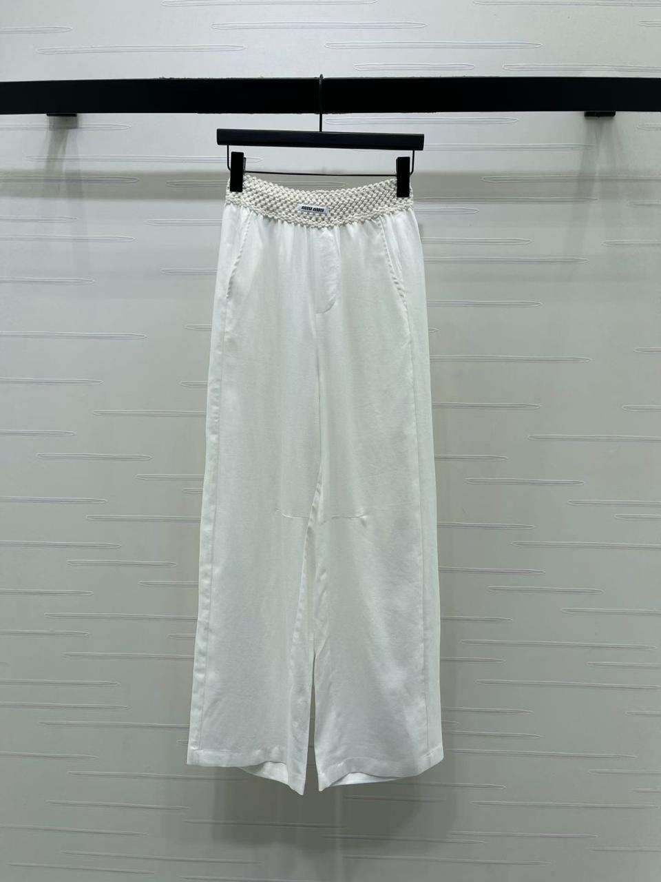 Ladies pants & shorts