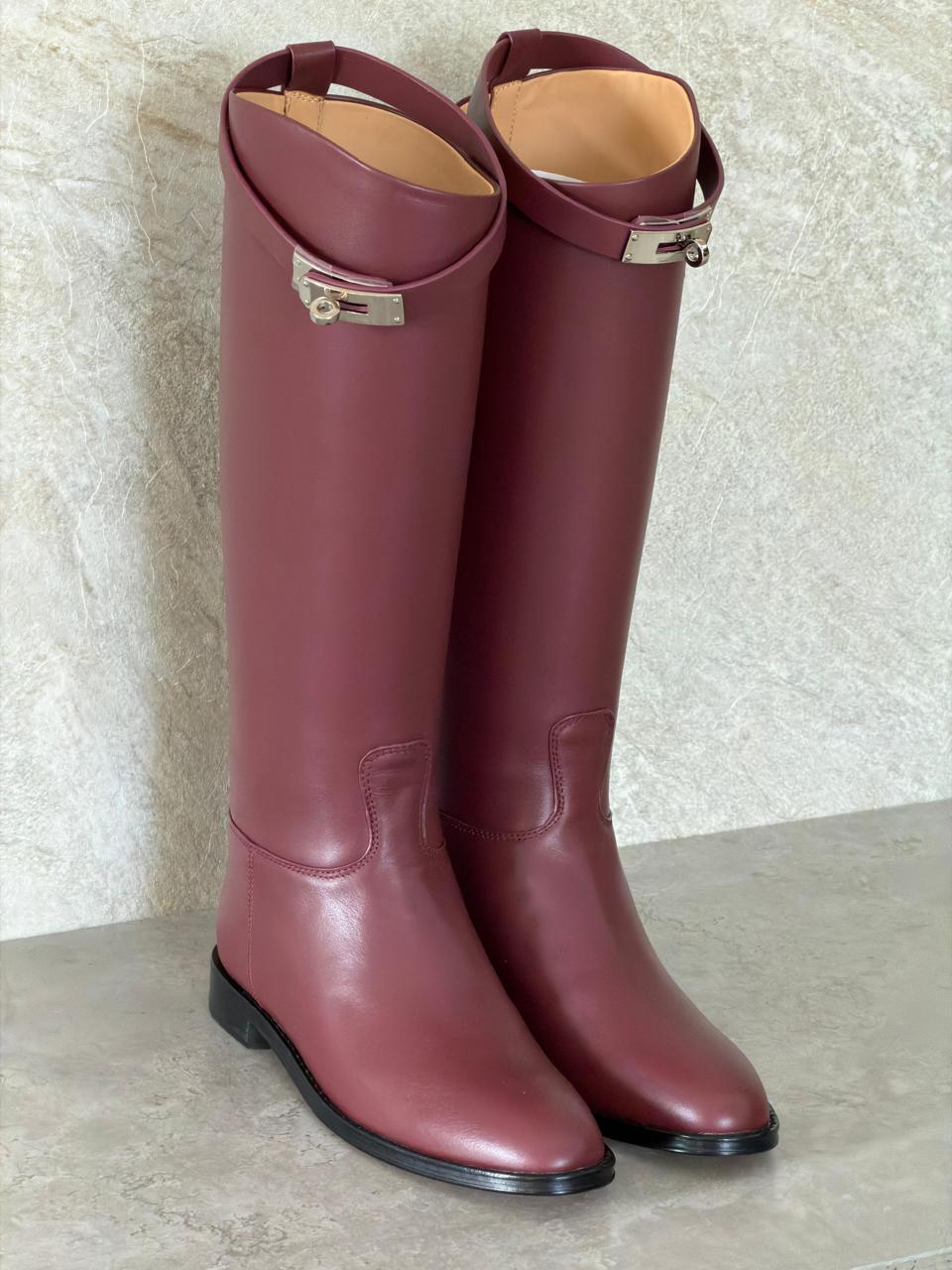 Ladies boots