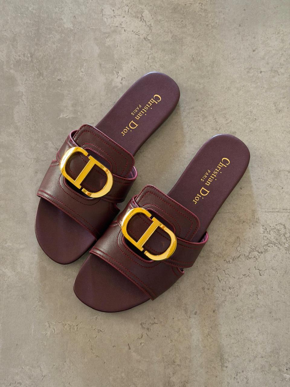 Ladies flats