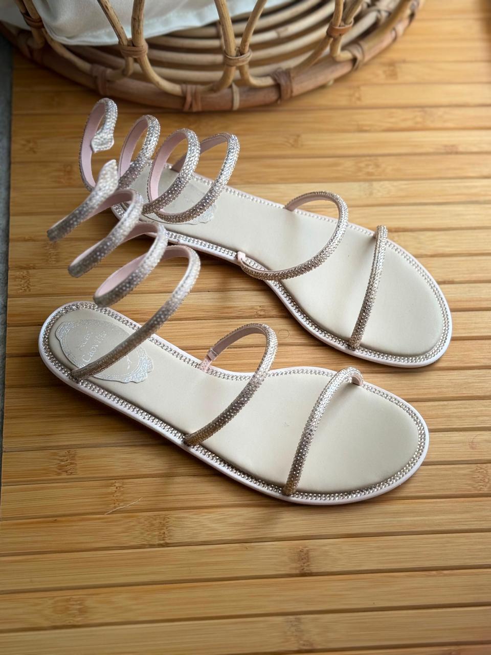 Ladies flats