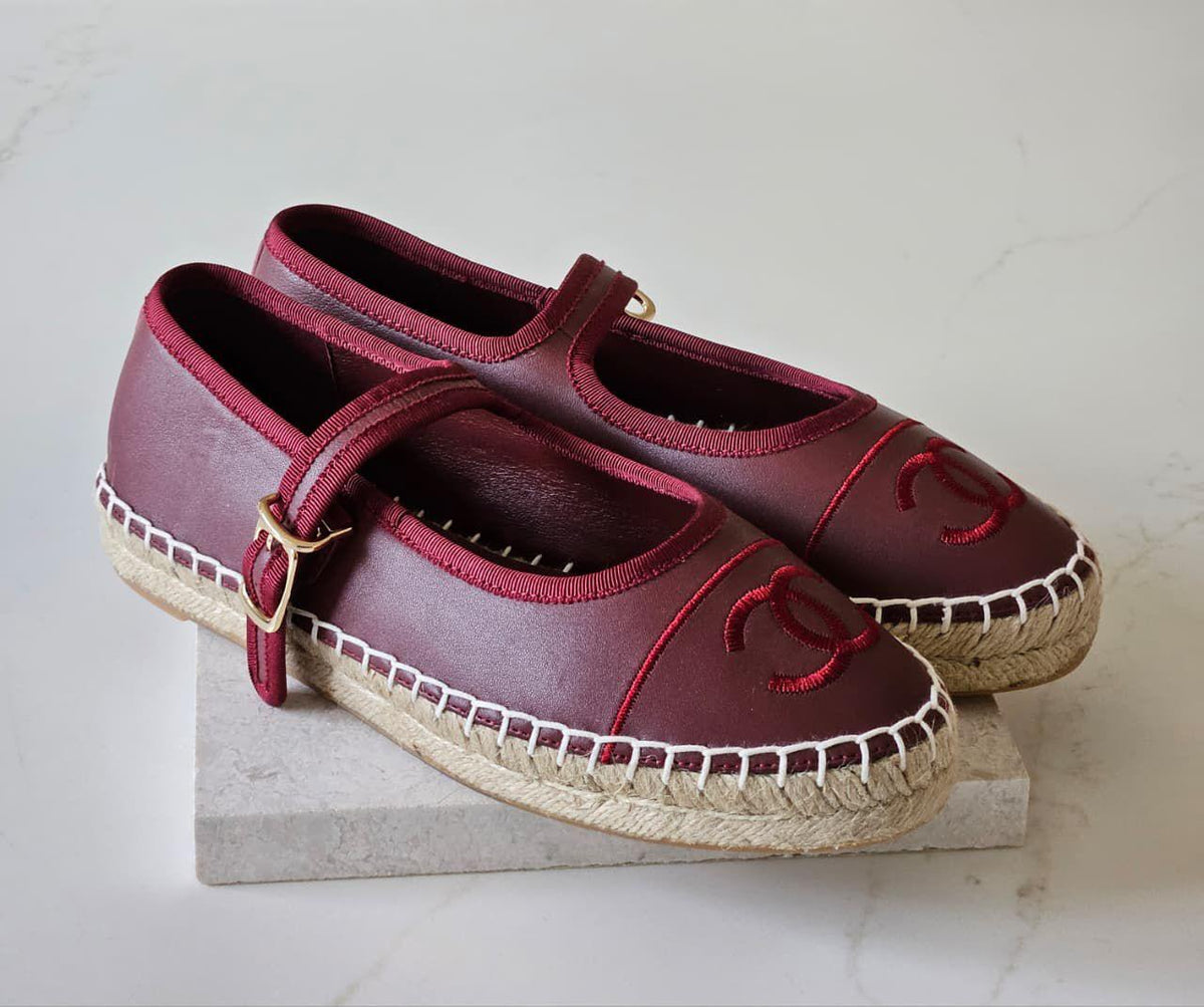 Ladies shoes