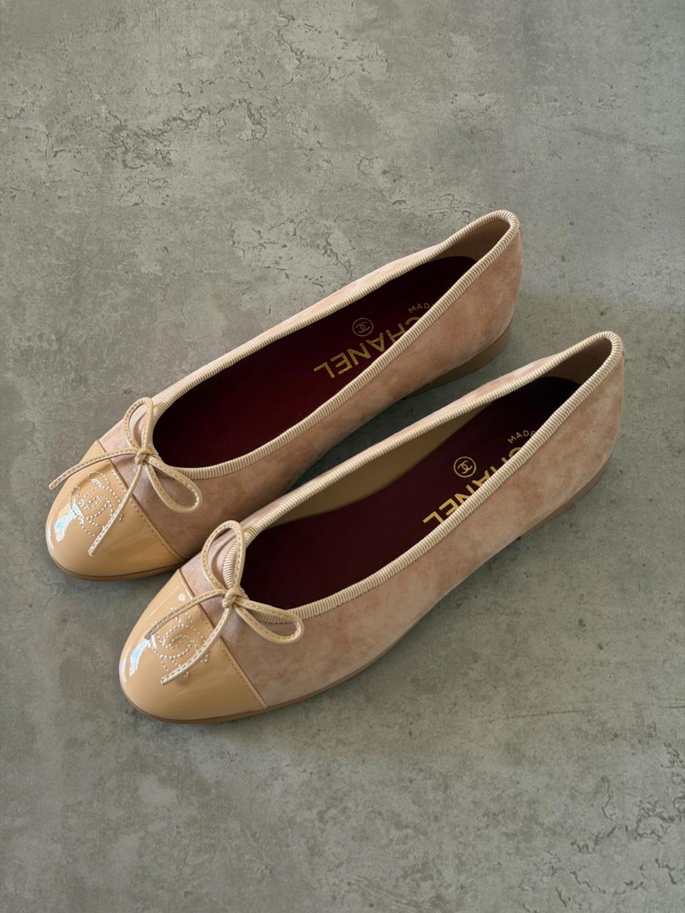 Ladies shoes