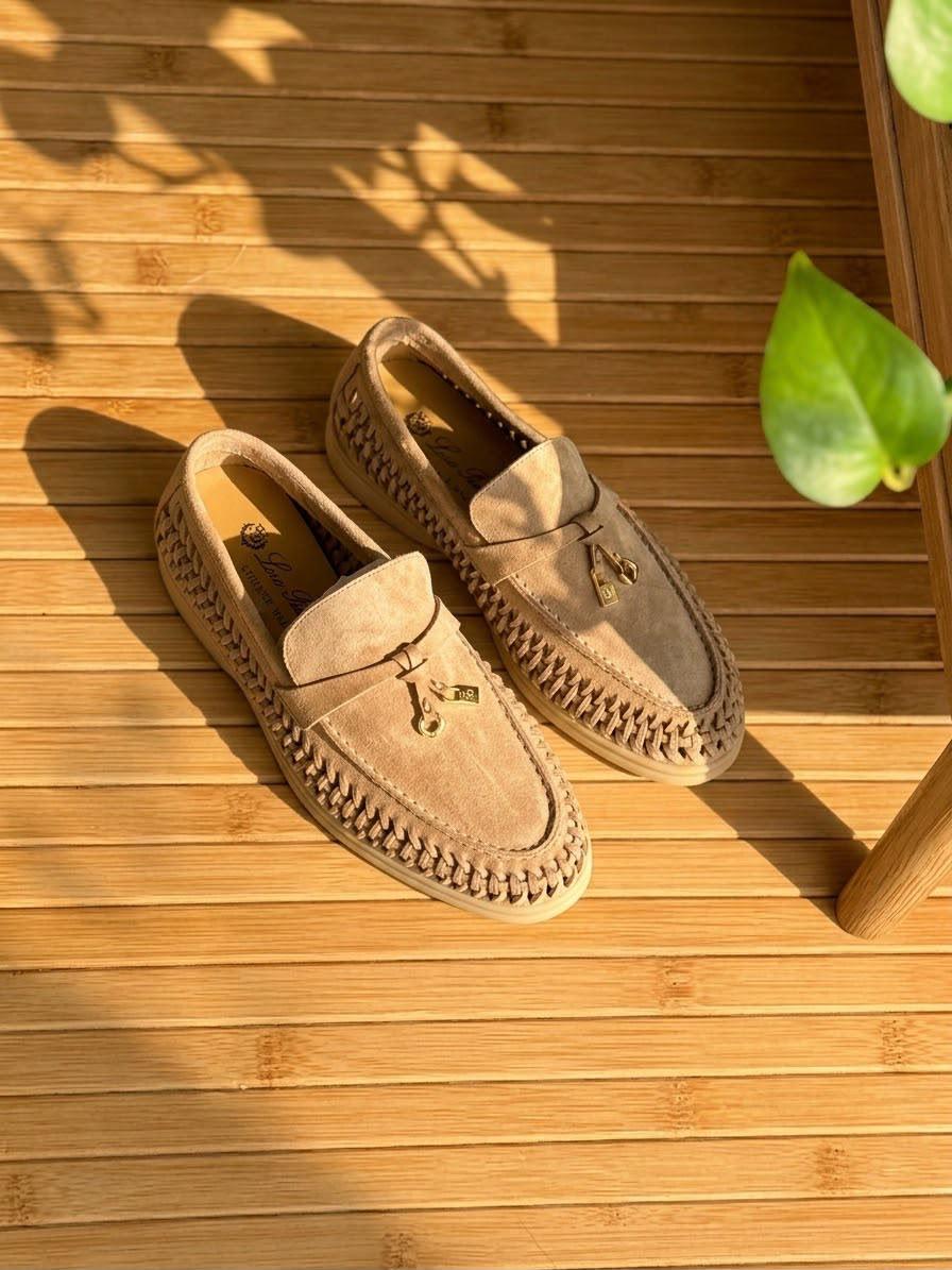 Ladies shoes